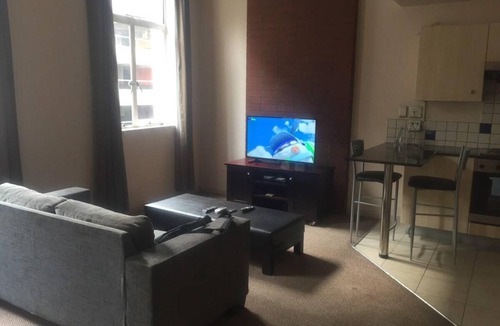 Downtown Johannesburg Apartment | 48 m² Apartment ∙ 2 guests