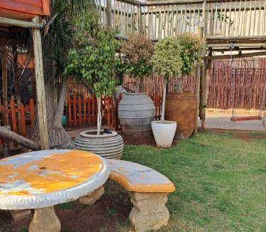 Rietfontein Apartment | 48 m² Apartment ∙ 2 bedrooms ∙ 4 guests