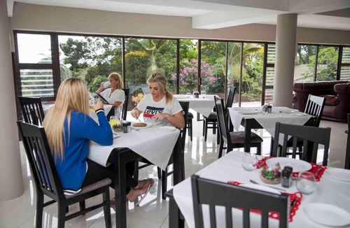 Amanzimtoti Bed & Breakfast | 48 m² Bed and breakfast ∙ 2 guests