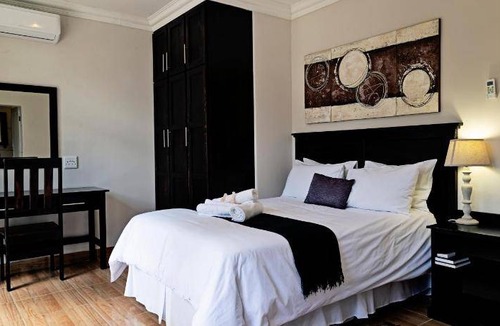 Piet Retief Bed & Breakfast | 48 m² Bed and breakfast ∙ 4 guests
