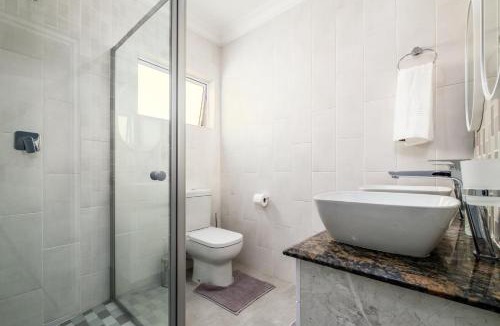 Randpark House | 49-on-Cherry