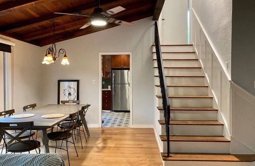 Arden-Arcade House | 4BR/2BA Mid-Century Retreat House: Your Perfect Getaway!
