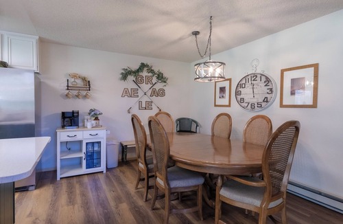Plumas Eureka Estates House | 4th Fairway Retreat Overlooking the Feather River + A/C & EV Charger