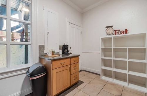 Haight-Ashbury House | 5 Bedroom Golden Gate Park beauty. Minutes away from the Park and much more
