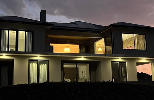 Kenton on Sea House | 5 Bedroom Imbabala Eco-Lodge nestled in a peaceful estate with stunning views
