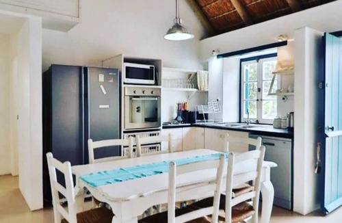 Struisbaai House | 5 Bedroomed Fisherman's Cottage in Struis Bay