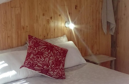 Askham House | 5 Chalets In The Kalahari. Borders On A Farm