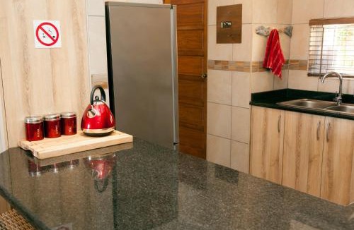 Doonside Apartment | 5 Key Largo