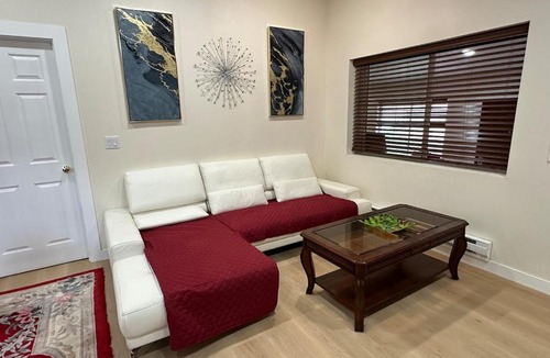 Ely House | 5 Star Cozy modern house all amenities Sleep 6