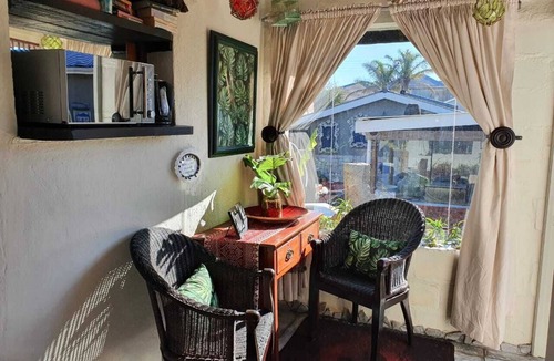 Strand Cottage | 5 x Bedrooms Self Catering 14 Sleeper