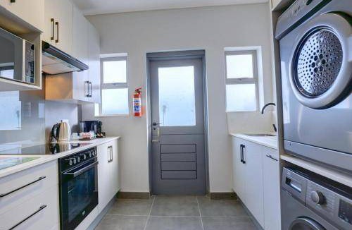 George Central Apartment | 50 m² Apartment ∙ 2 bedrooms ∙ 4 guests
