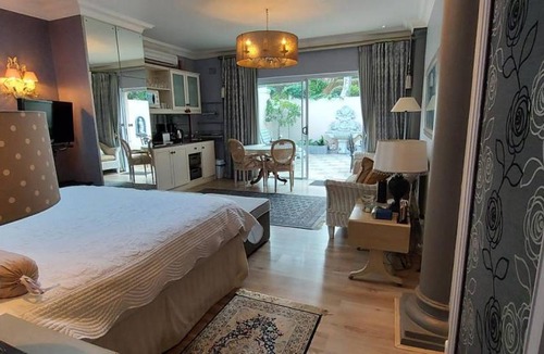 Somerset West Apartment | 50 m² Apartment ∙ 1 bedroom ∙ 2 guests