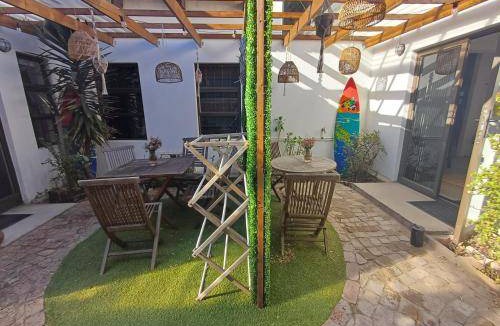 West Beach Bed & Breakfast | 50 m² Bed and breakfast ∙ 3 guests