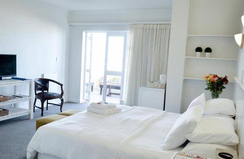 Wilderness Beach Bed & Breakfast | 50 m² Bed and breakfast ∙ 4 guests