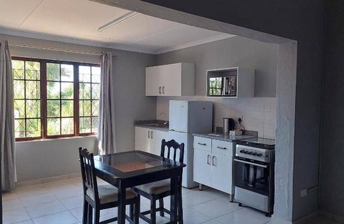Uvongo Bed & Breakfast | 50 m² Bed and breakfast ∙ 2 guests
