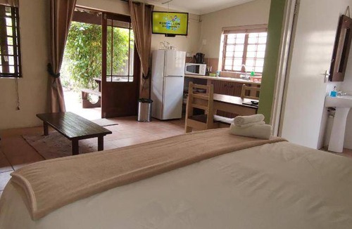 Gansbaai Cabin | 50 m² Lodge ∙ 2 bedrooms ∙ 4 guests