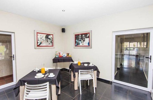Croydon Apartment | 50 m² Serviced apartment ∙ 2 bedrooms ∙ 127 guests
