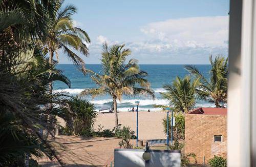 Margate Beach Apartment | 500 m² Apartment ∙ 4 bedrooms ∙ 10 guests