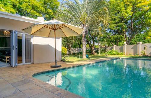 Bela-Bela Villa | 500 m² Villa ∙ 4 bedrooms ∙ 12 guests