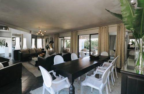 Montagu Villa | 500 m² Villa ∙ 4 bedrooms ∙ 8 guests