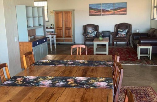 Clarens Apartment | 507 m² Apartment ∙ 5 bedrooms ∙ 12 guests