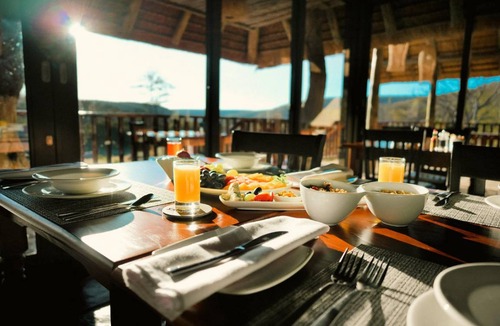 Vaalwater Cabin | 52 m² Lodge ∙ 2 bedrooms ∙ 4 guests