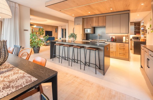 Clifton Villa | 52 Victoria