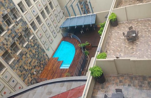 Downtown Johannesburg Apartment | 525 Mapungubwe hotel