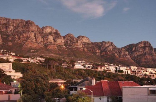 Camps Bay Villa | 53 m² Villa ∙ 127 guests