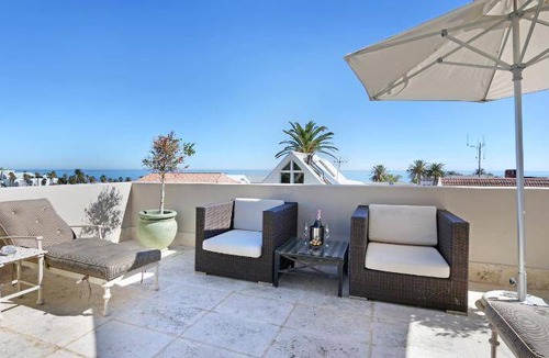 Camps Bay Villa | 53 m² Villa ∙ 127 guests