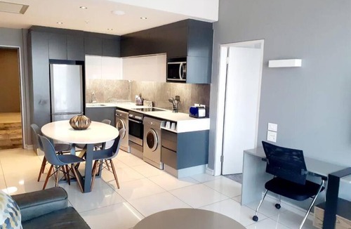 Sandown Apartment | 530 on the Parks