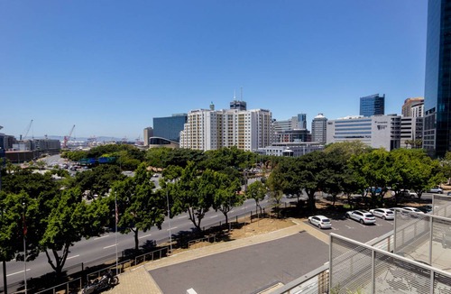 Cape Town City Centre Apartment | 55 m² Apartment ∙ 1 bedroom ∙ 2 guests