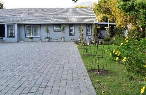 George Apartment | 55 m² Apartment ∙ 1 bedroom ∙ 3 guests