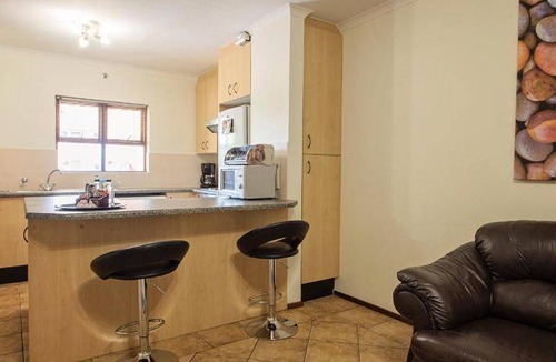 Sandown Apartment | 55 m² Apartment ∙ 127 guests