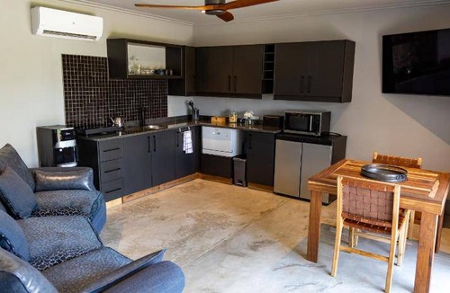Hoedspruit Cabin | 55 m² Lodge ∙ 2 guests