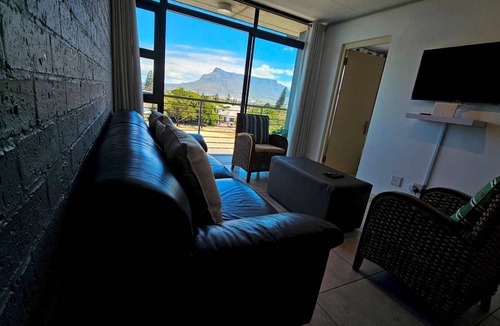 Milnerton Apartment | 57 m² Apartment ∙ 2 bedrooms ∙ 4 guests