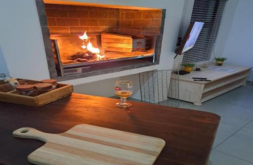 Shelley Point Apartment | 6 on Third