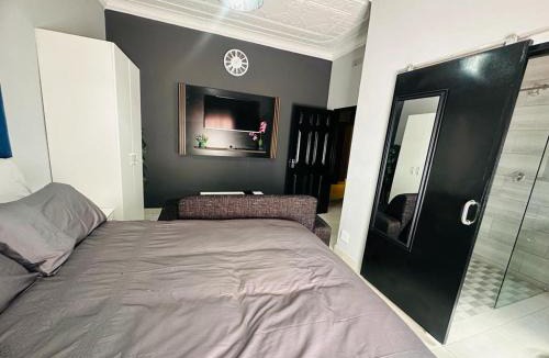 Bezuidenhout Valley House | 6 the Curve Unit 17