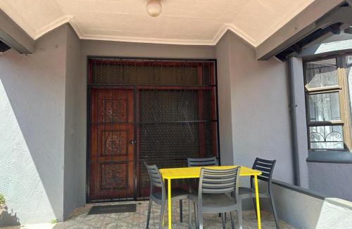 Bezuidenhout Valley House | 6 the Curve Unit 19