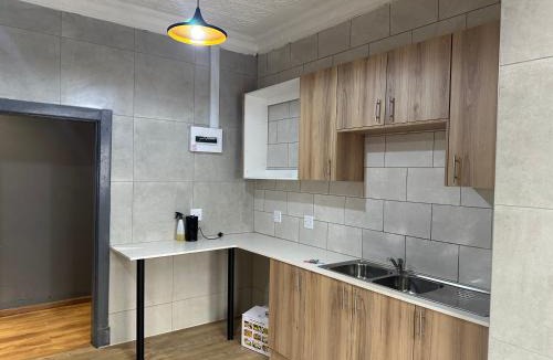 Bezuidenhout Valley Apartment | 6 the Curve unit 29