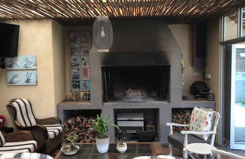 Colchester Apartment | 60 m² Apartment ∙ 2 bedrooms ∙ 4 guests