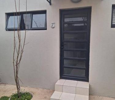 Polokwane Apartment | 60 m² Apartment ∙ 2 bedrooms ∙ 4 guests