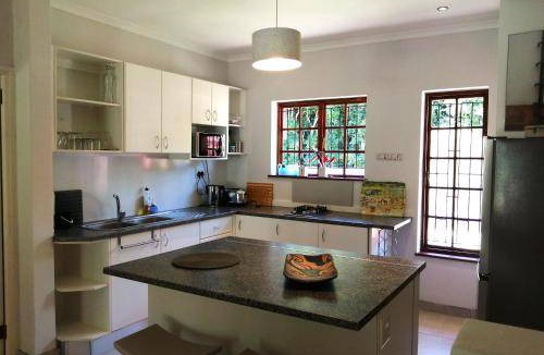 Somerset West Bed & Breakfast | 60 m² Bed and breakfast ∙ 4 guests