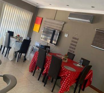 Robertsham Bed & Breakfast | 60 m² Bed and breakfast ∙ 2 guests
