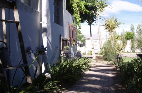 Beaufort West Bed & Breakfast | 60 m² Bed and breakfast ∙ 127 guests