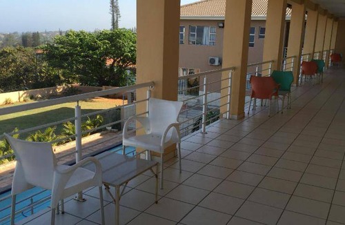 Umkomaas Apartment | 60 m² Serviced apartment ∙ 3 bedrooms ∙ 6 guests