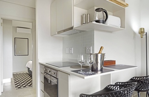 Windermere Apartment | 601 at Two six two Florida Road