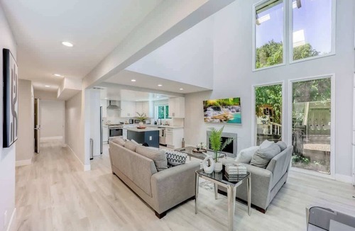 Menlo Park Condo | 601-Lavish Home w/AC & Patio near Meta & Stanford