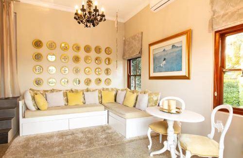 Drakenstein House | 64 m² Farmhouse ∙ 4 guests