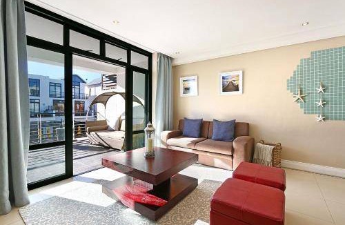 Big Bay Apartment | 65 m² Apartment ∙ 1 bedroom ∙ 2 guests